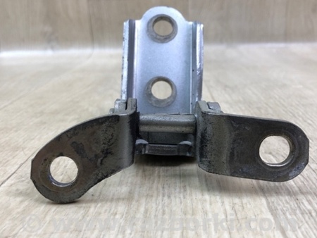 ФОТО Петля двері нижня для Toyota Camry 70 XV70 (17-23) Київ