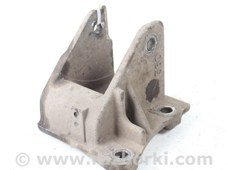 ФОТО Кронштейн КПП задний для Mitsubishi Lancer IX 9 (03-07) Київ