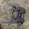 Тормозной щиток передний левый Mazda 6 GL рестайл 1,2 (15-26)