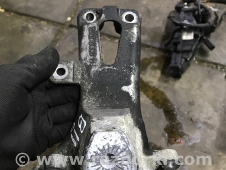 ФОТО Кронштейн для Porsche Cayenne II 958 E2/92A (10-14) Київ