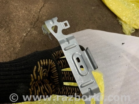 ФОТО Кронштейн для Porsche Macan I 95B +FL (13-18) Київ