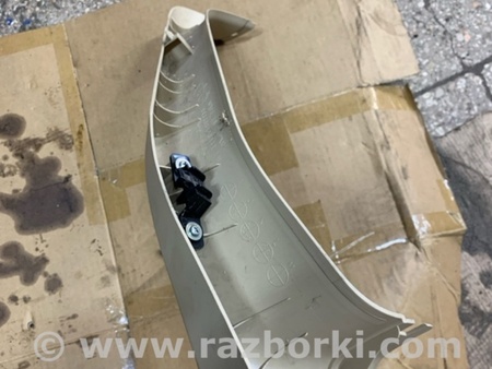 ФОТО Обшивка крышки багажника левая для Subaru Forester SG S11 (02-08) Київ