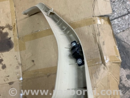 ФОТО Обшивка крышки багажника правая для Subaru Forester SG S11 (02-08) Київ