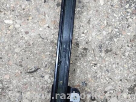 ФОТО Направляющая стекла задняя правая для Subaru Forester SG S11 (02-08) Київ