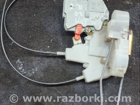 ФОТО Замок двери передний правый для Subaru Forester SG S11 (02-08) Київ