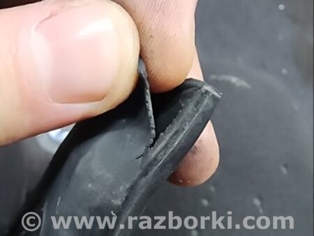 ФОТО Кронштейн передний правый для Subaru Forester SG S11 (02-08) Київ