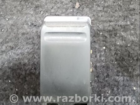 ФОТО Кнопка задняя правая для Subaru Forester SG S11 (02-08) Київ