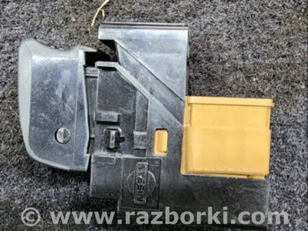 ФОТО Кнопка задняя левая для Subaru Forester SG S11 (02-08) Київ