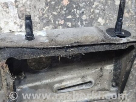 ФОТО Крепление бампера заднее для Subaru Forester SG S11 (02-08) Київ