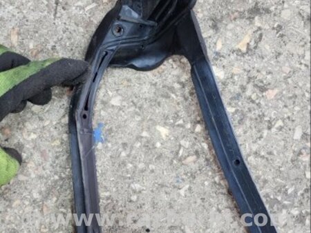ФОТО Уплотнительная резинка задняя правая для Subaru Forester SG S11 (02-08) Київ