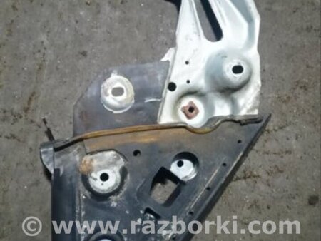ФОТО Кронштейн передний левый для Subaru Forester SG S11 (02-08) Київ