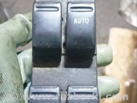 ФОТО Блок кнопок передний правый для Subaru Forester SG S11 (02-08) Київ