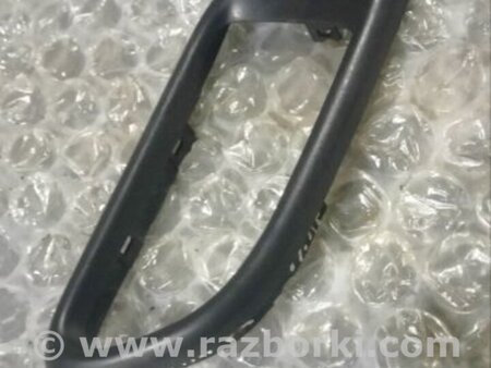 ФОТО Накладка на дверь передняя правая для Subaru Forester SG S11 (02-08) Київ