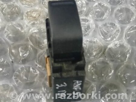 ФОТО Кнопка стеклоподъемника задняя правая для Subaru Forester SG S11 (02-08) Київ