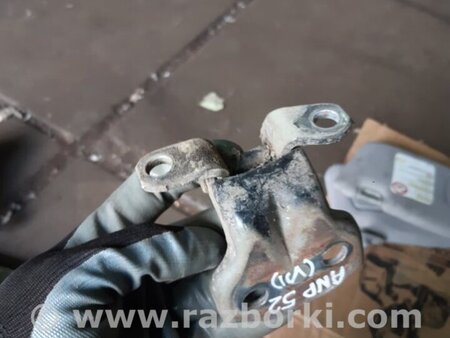ФОТО Петля двери для Subaru Forester SG S11 (02-08) Київ