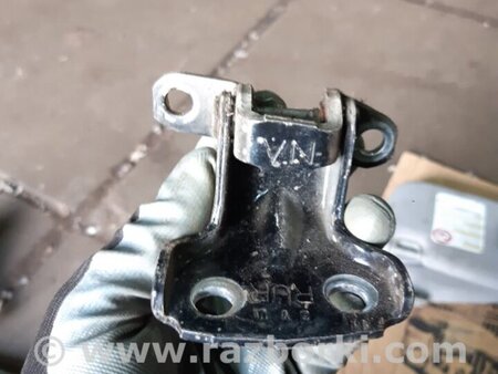 ФОТО Петля двери для Subaru Forester SG S11 (02-08) Київ