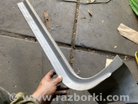 ФОТО Пластик правый для Subaru Forester SG S11 (02-08) Київ
