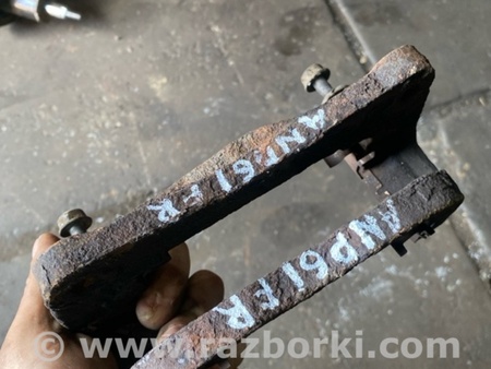 ФОТО Скоба суппорта передняя правая для Subaru Forester SG S11 (02-08) Київ