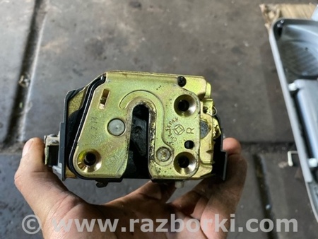 ФОТО Замок двери задний правый для Subaru Forester SG S11 (02-08) Київ