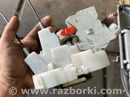 ФОТО Замок двери передний правый для Subaru Forester SG S11 (02-08) Київ