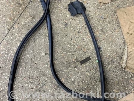ФОТО Уплотнительная резинка задняя левая для Subaru Forester SG S11 (02-08) Київ