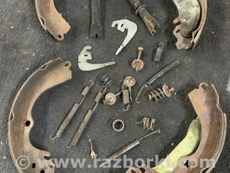 ФОТО Комплект колодок и механизмов ручного торомоза для Subaru Forester SG S11 (02-08) Київ