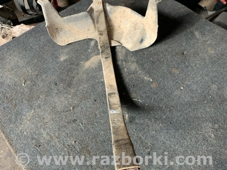 ФОТО Крепление бака правое для Subaru Forester SG S11 (02-08) Київ