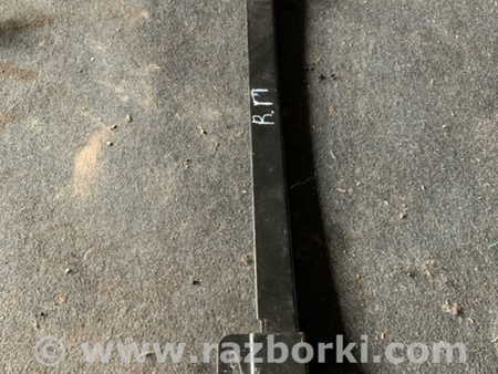 ФОТО Направляющая стекла передняя правая для Subaru Forester SG S11 (02-08) Київ