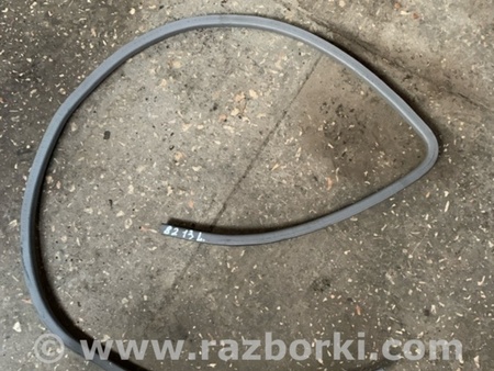 ФОТО Уплотнительная резинка передняя левая для Subaru Forester SG S11 (02-08) Київ