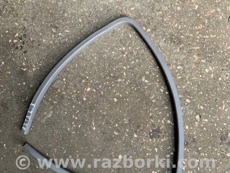 ФОТО Уплотнительная резинка задняя левая для Subaru Forester SG S11 (02-08) Київ