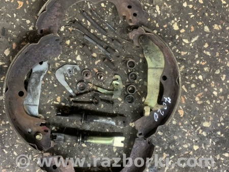 ФОТО Комплект колодок и механизмов ручного торомоза для Subaru Forester SG S11 (02-08) Київ