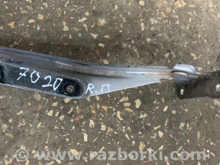 ФОТО Петля капота передняя правая для Subaru Forester SG S11 (02-08) Київ