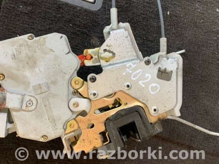 ФОТО Замок двери передний правый для Subaru Forester SG S11 (02-08) Київ