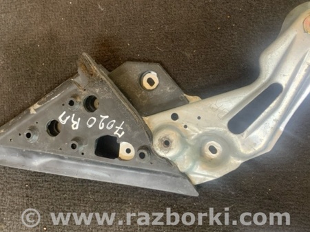 ФОТО Кронштейн правый для Subaru Forester SG S11 (02-08) Київ