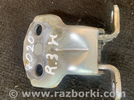 ФОТО Петля двери задняя правая для Subaru Forester SG S11 (02-08) Київ
