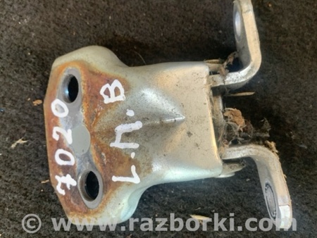 ФОТО Петля двери передняя левая для Subaru Forester SG S11 (02-08) Київ