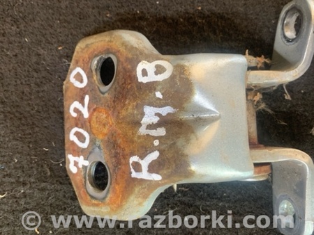 ФОТО Петля двери передняя правая для Subaru Forester SG S11 (02-08) Київ