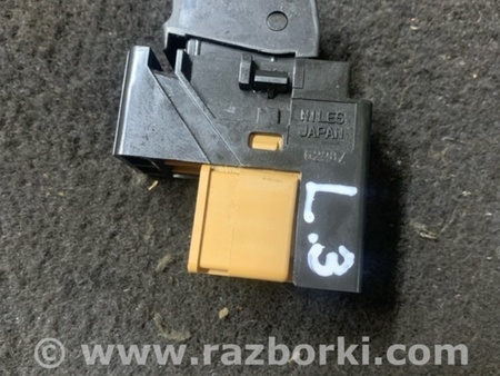 ФОТО Кнопка стеклоподъемника задняя для Subaru Forester SG S11 (02-08) Київ