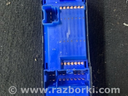 ФОТО Кнопка стеклоподъемника передняя правая для Subaru Forester SG S11 (02-08) Київ