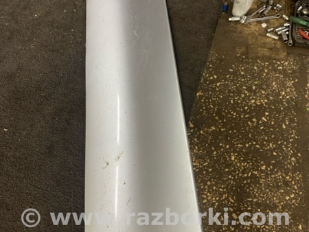 ФОТО Накладка на дверь передняя правая для Subaru Forester SG S11 (02-08) Київ