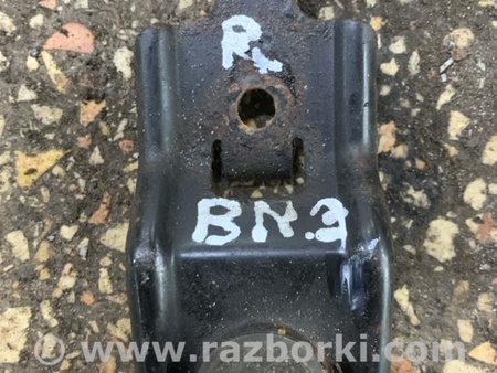 ФОТО Крепление радиатора правое для Subaru Forester SG S11 (02-08) Київ