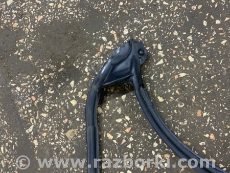 ФОТО Уплотнительная резинка задняя левая для Subaru Forester SG S11 (02-08) Київ