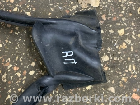ФОТО Уплотнительная резинка передняя правая для Subaru Forester SG S11 (02-08) Київ