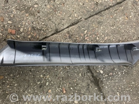 ФОТО Накладка в салоне передняя правая для Subaru Forester SG S11 (02-08) Київ