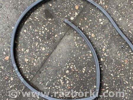 ФОТО Уплотнительная резинка передняя правая для Subaru Forester SG S11 (02-08) Київ