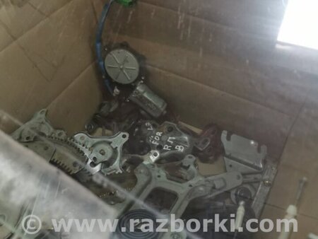 ФОТО Стекло переднее правое для Subaru Forester SG S11 (02-08) Київ