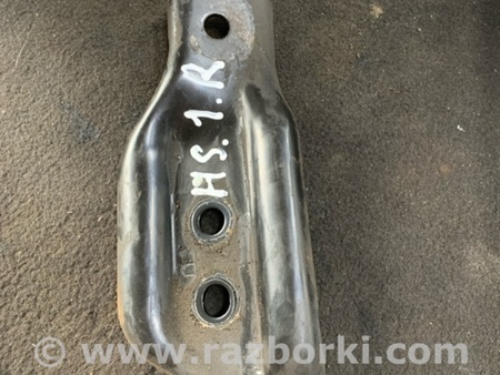 ФОТО Кронштейн правый для Subaru Forester SG S11 (02-08) Київ