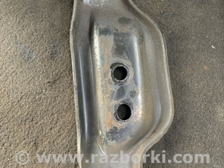 ФОТО Кронштейн правый для Subaru Forester SG S11 (02-08) Київ