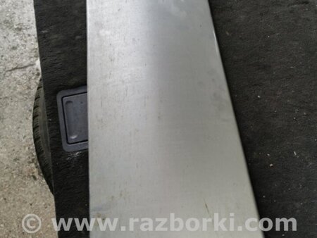 ФОТО Накладка на дверь задняя правая для Subaru Forester SG S11 (02-08) Київ