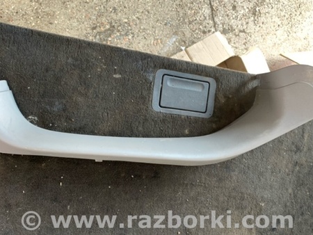ФОТО Обшивка крышки багажника правая для Subaru Forester SG S11 (02-08) Київ